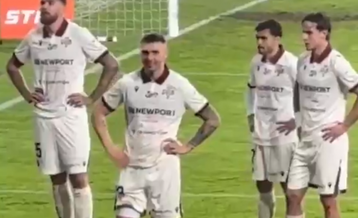 Skandaliczny gest gwiazdy Widzewa Łódź. Puściły mu nerwy po kolejnej porażce i w obliczu spadku (VIDEO)